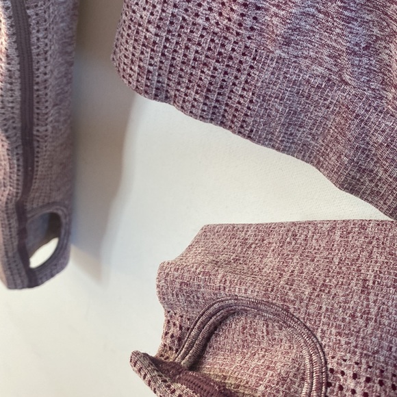 (A2) Pink Victoria's Secret Seamless Workout Cropped Crew Top, Size Medium - Picture 7 of 9